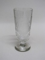 Glaspokal mit hessischem Wappen und Wappen der Stadt Kassel